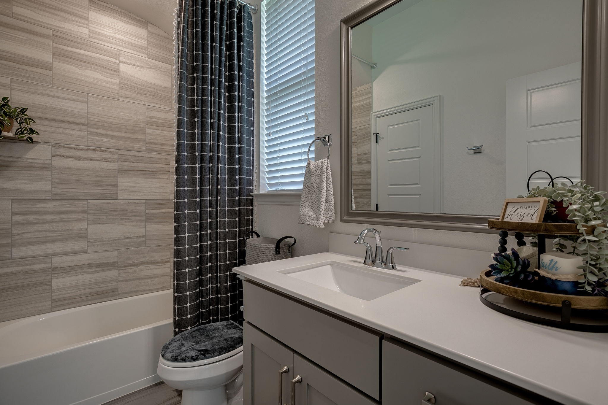 133 Fairweather Drive Burleson TX 76028