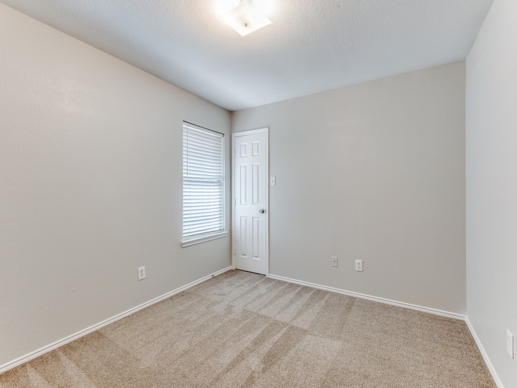 8112 Fleetwing Trail Fort Worth TX 76131
