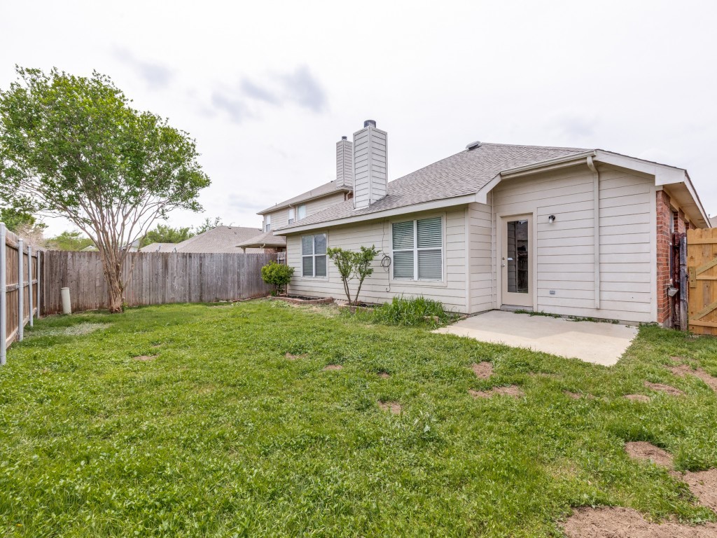 8112 Fleetwing Trail Fort Worth TX 76131