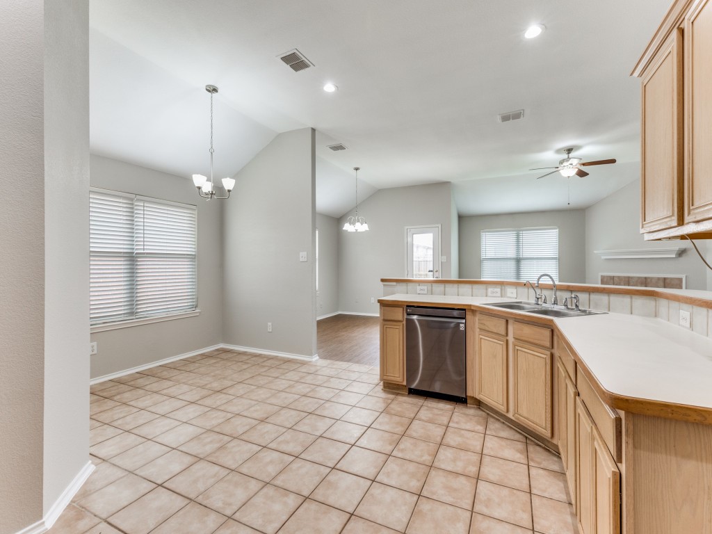 8112 Fleetwing Trail Fort Worth TX 76131