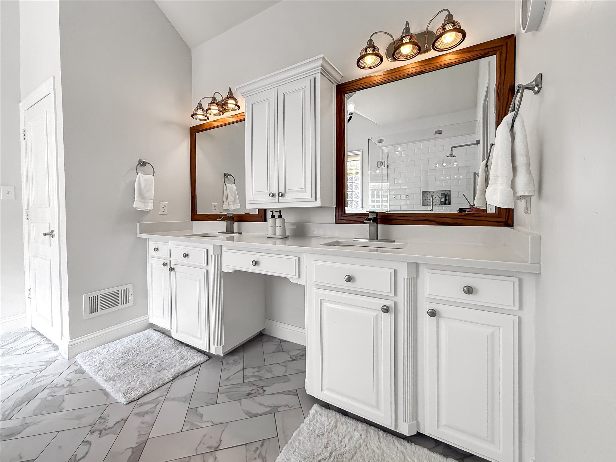 4206 Pinecreek Drive Rowlett TX 75088
