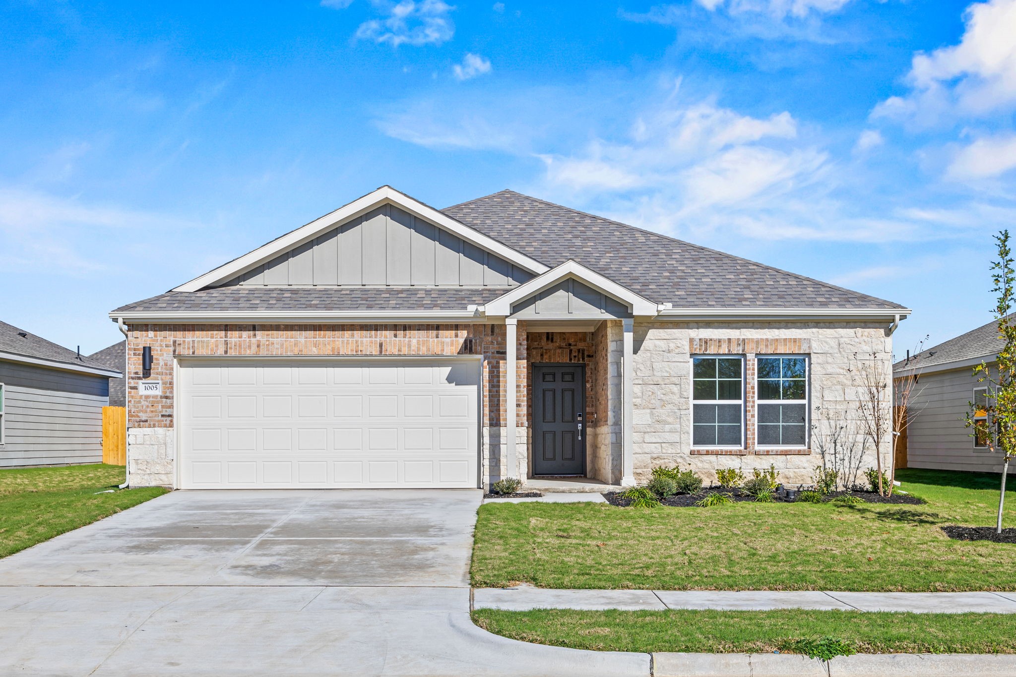 1005 Park Oak Lane Crowley TX 76036