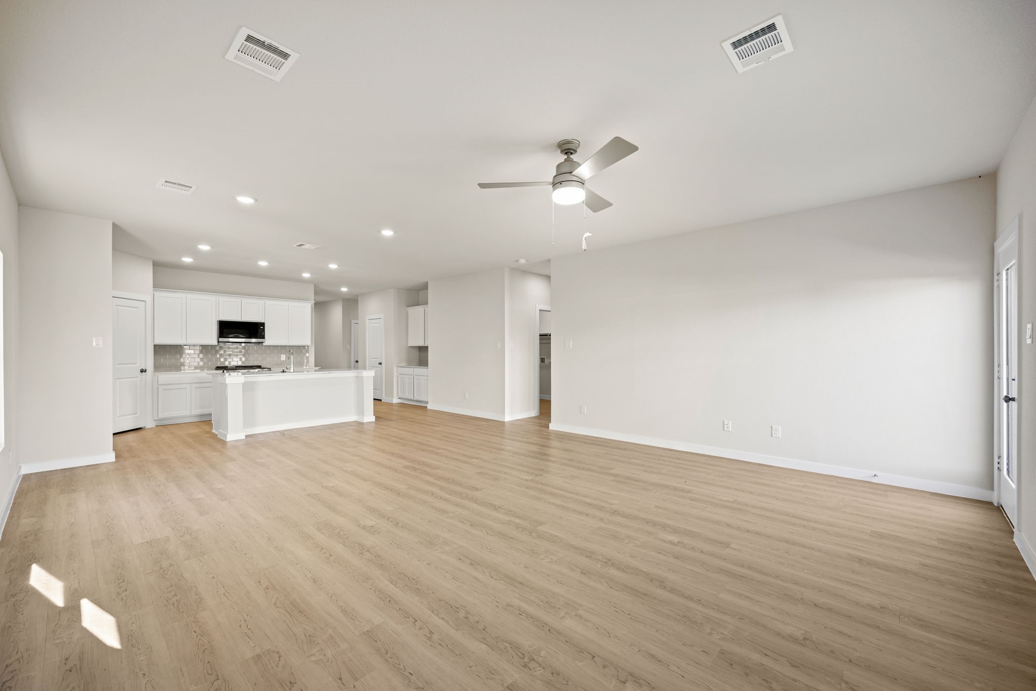1005 Park Oak Lane Crowley TX 76036