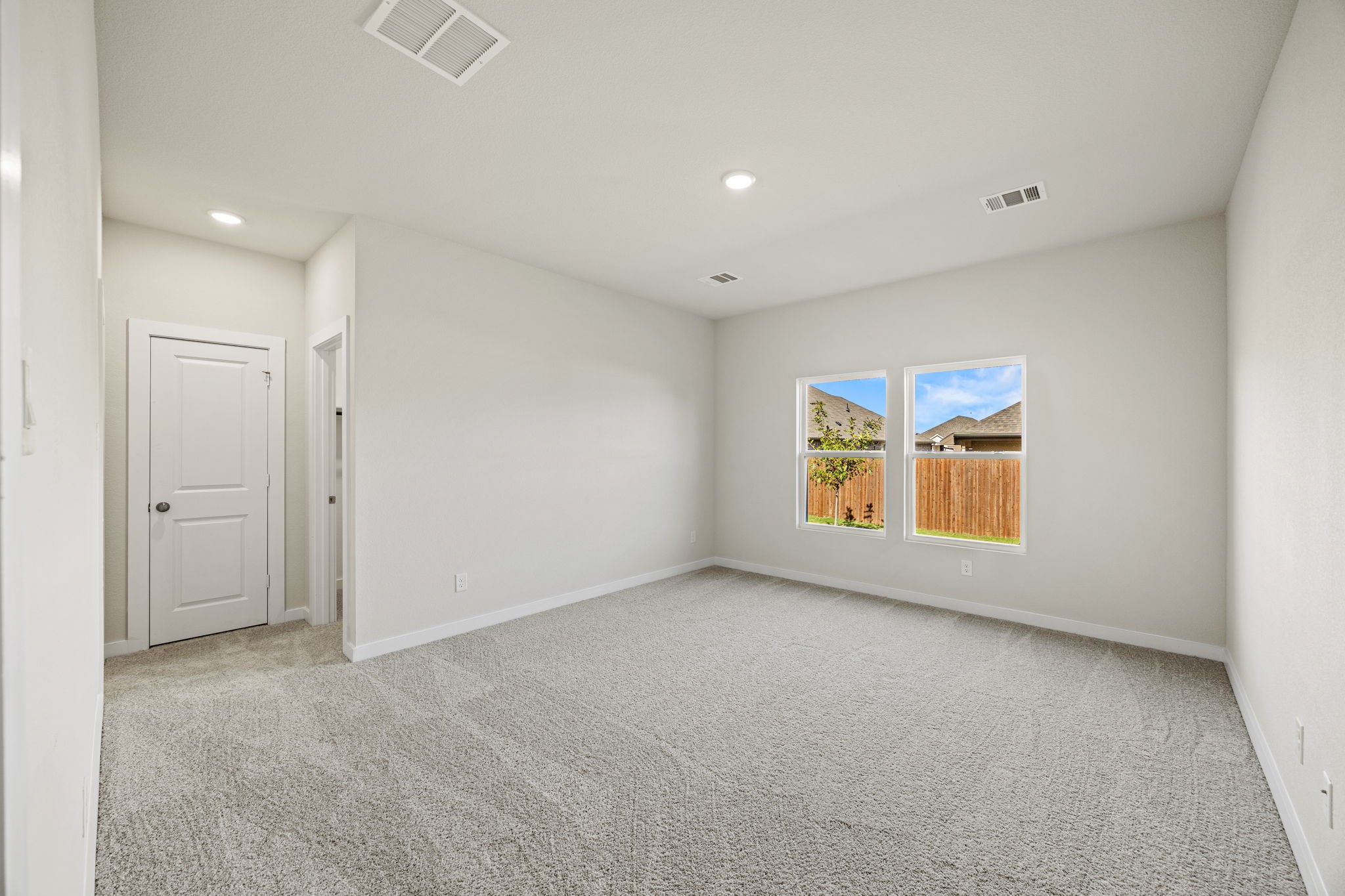 1005 Park Oak Lane Crowley TX 76036
