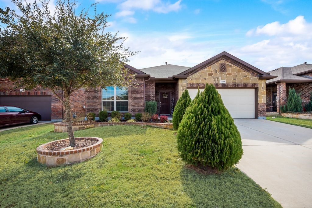 1724 Kachina Lodge Road Fort Worth TX 76131