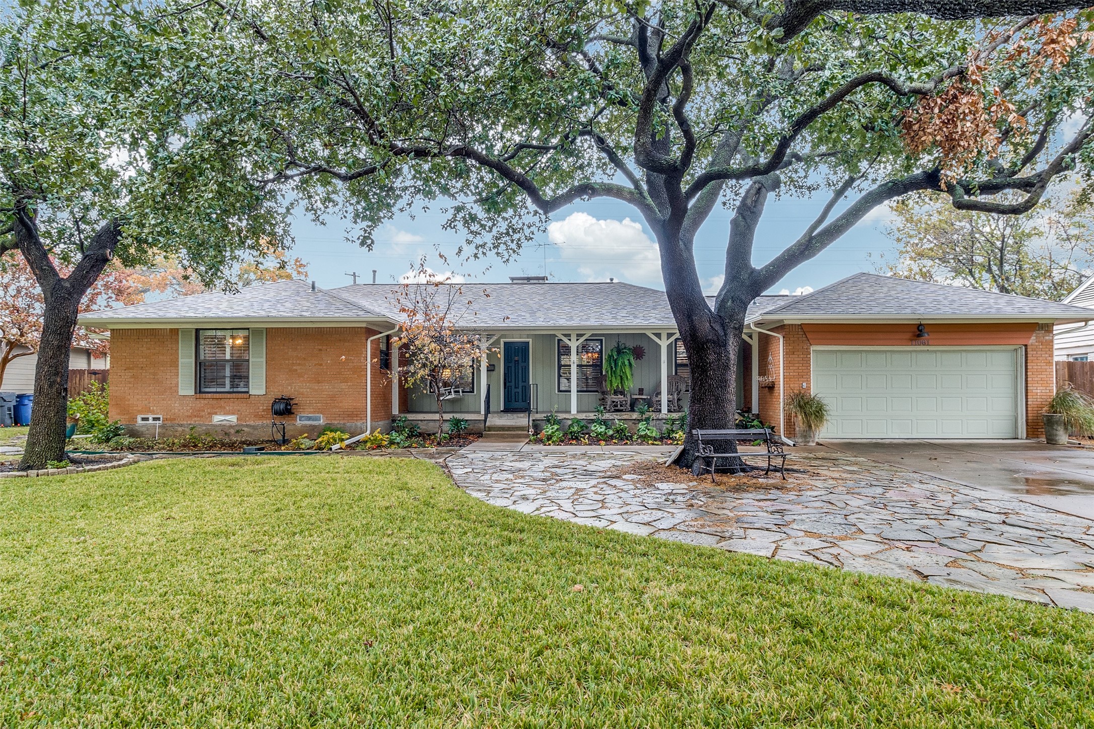 11061 Lawnhaven Road Dallas TX 75230