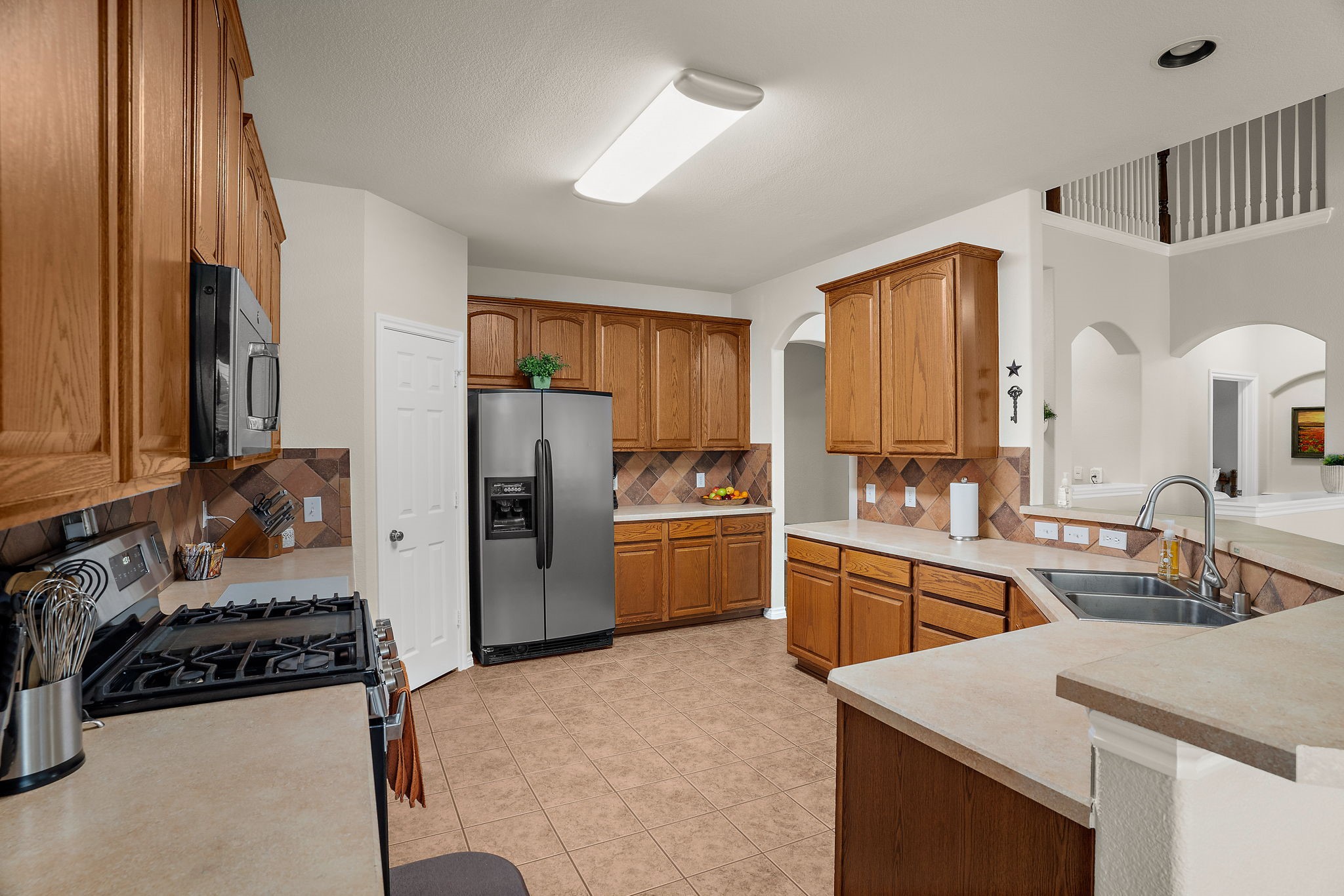 221 Villanova Drive Van Alstyne TX 75495