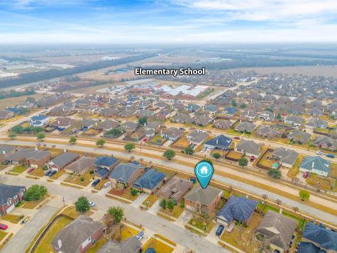221 Villanova Drive Van Alstyne TX 75495