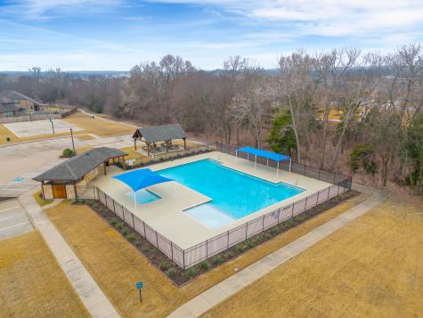 221 Villanova Drive Van Alstyne TX 75495