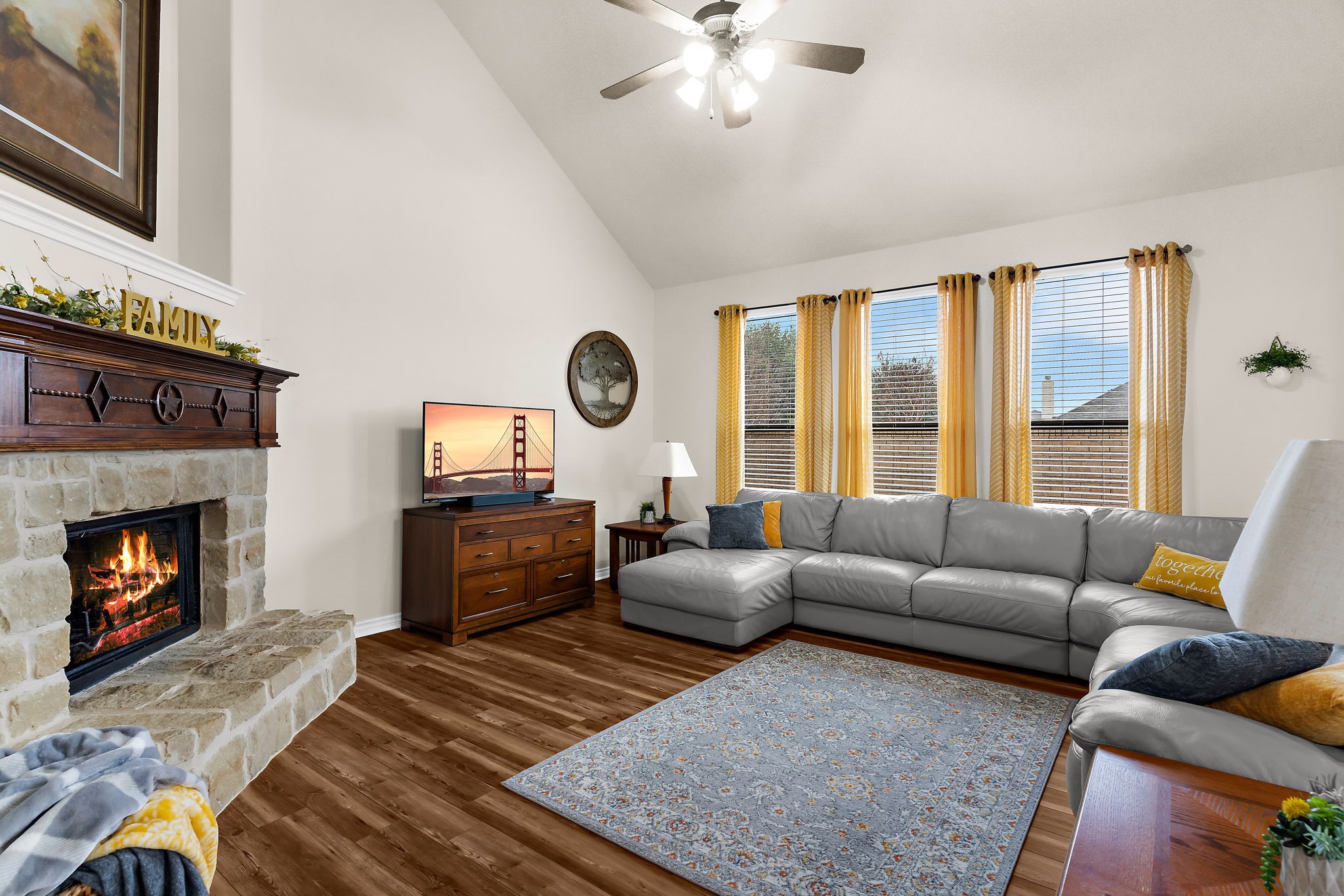 221 Villanova Drive Van Alstyne TX 75495