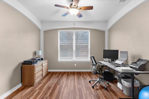 221 Villanova Drive Van Alstyne TX 75495