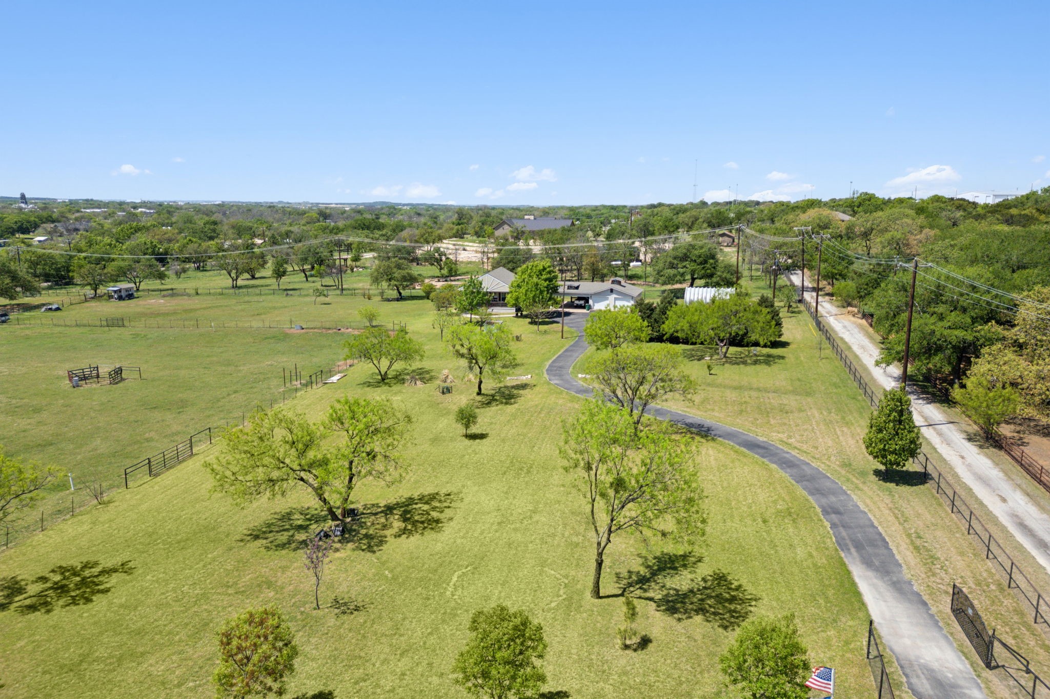 2301 Loop 567 Granbury TX 76048