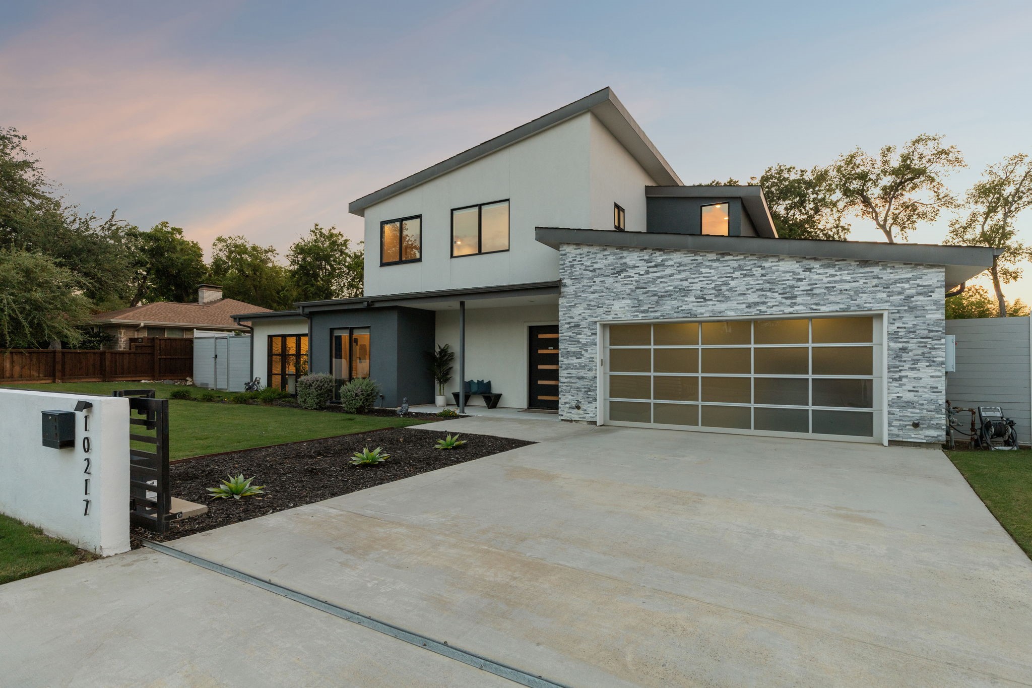 10217 Betty Jane Lane Dallas TX 75229
