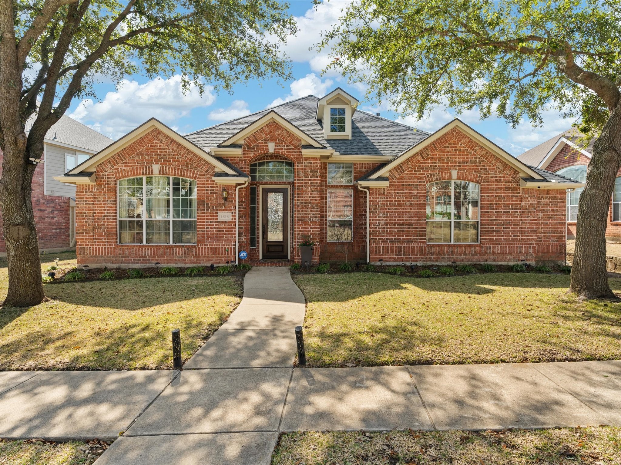 1818 Smoke Tree Trail Garland TX 75040