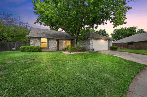 6314 Brookmont Court Arlington TX 76018