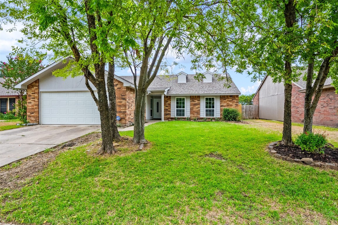 5029 Lewis Trail Grand Prairie TX 75052