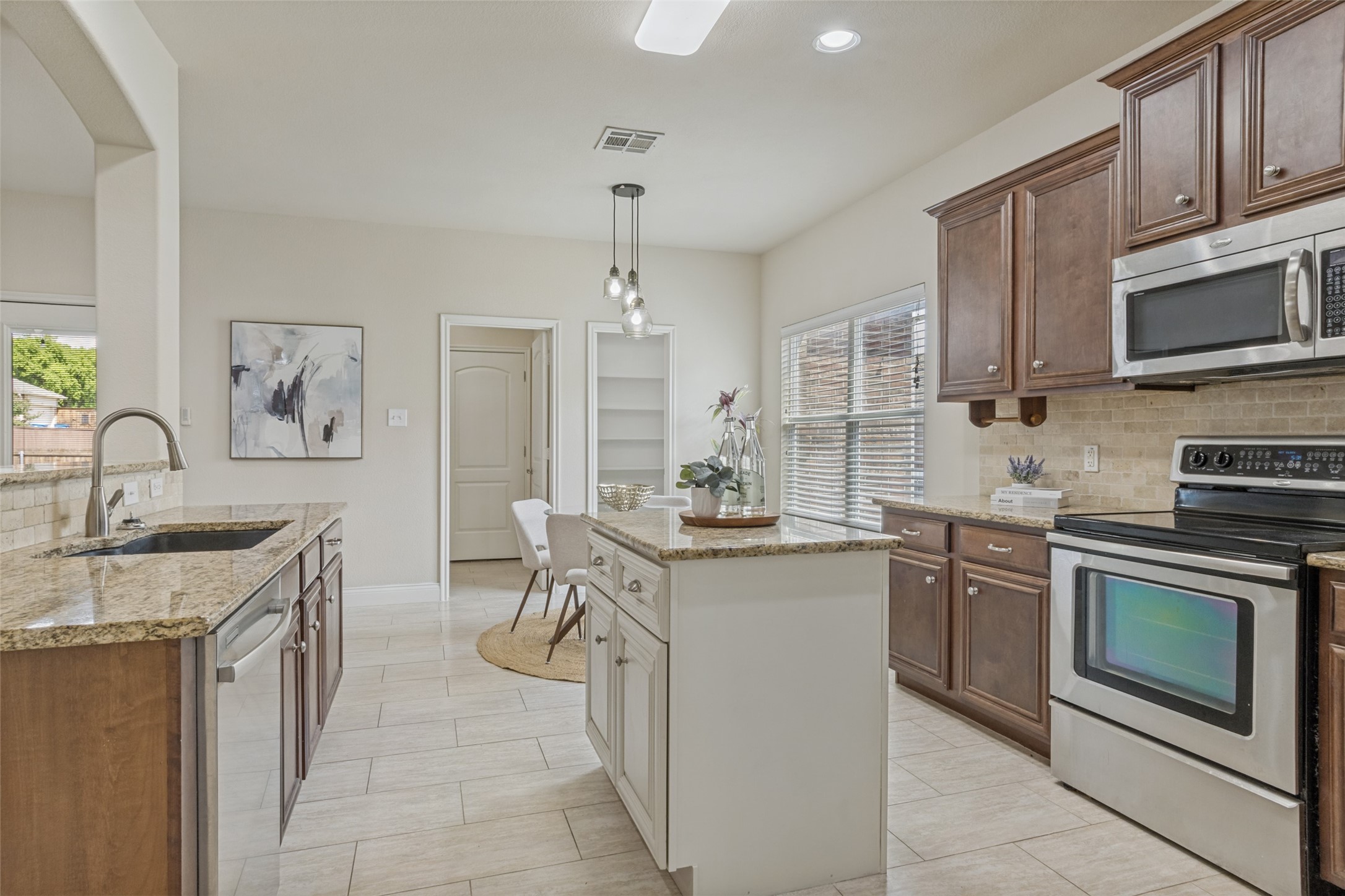 1136 Hidden Lakes Way Rockwall TX 75087