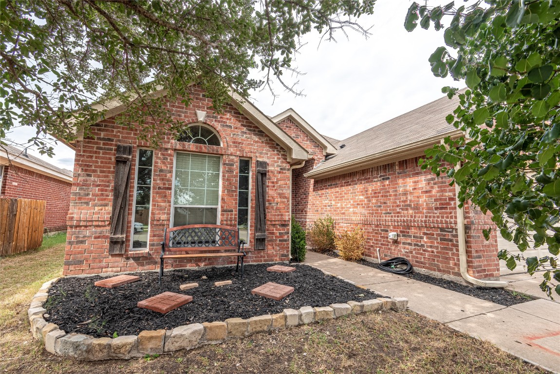 132 Tall Meadow Street Azle TX 76020