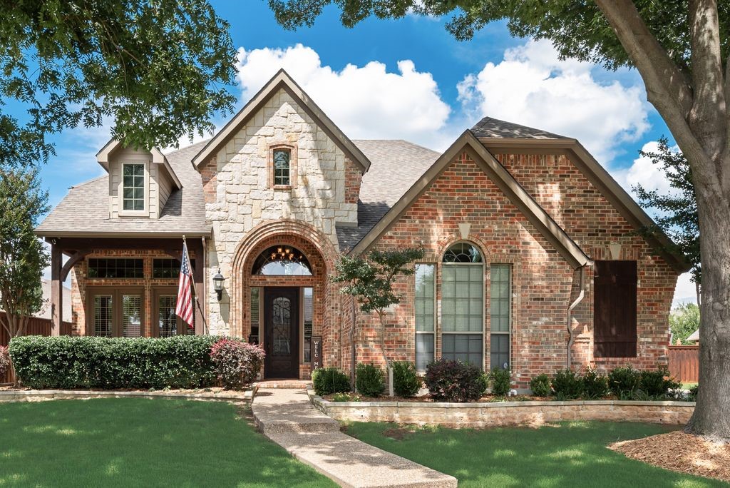 2631 Lakebend Drive Grand Prairie TX 75054