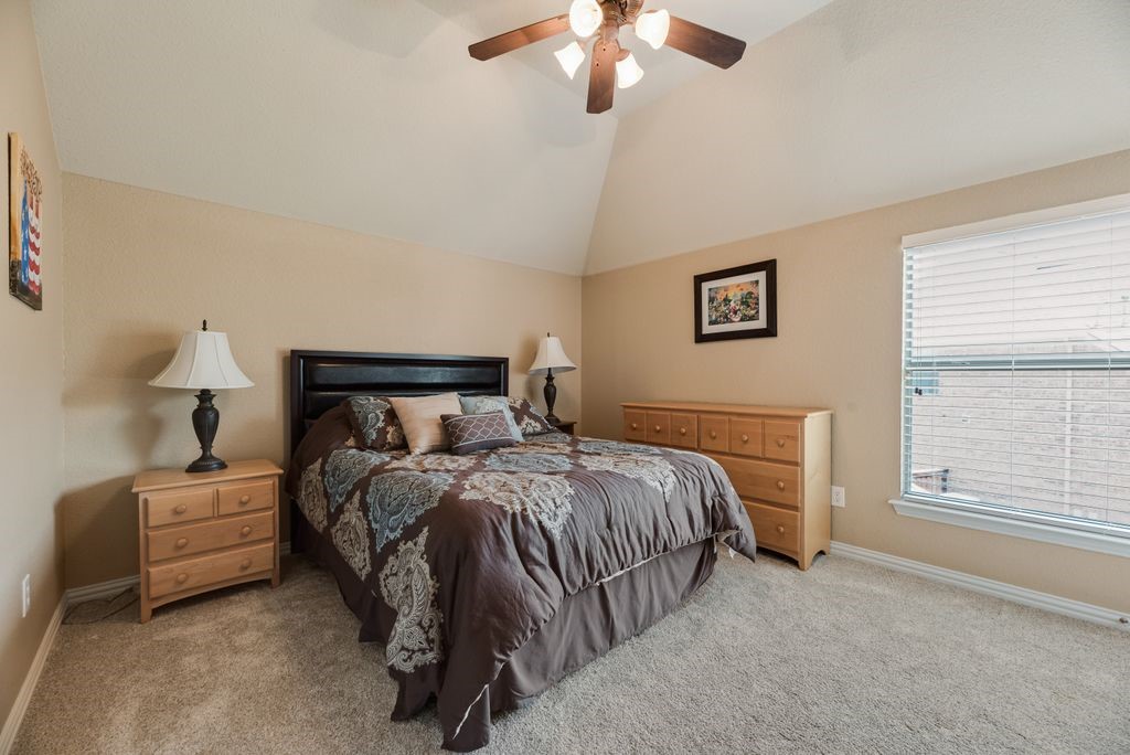 2631 Lakebend Drive Grand Prairie TX 75054