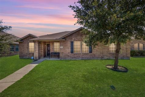 822 Smokey Oak Street Lancaster TX 75146