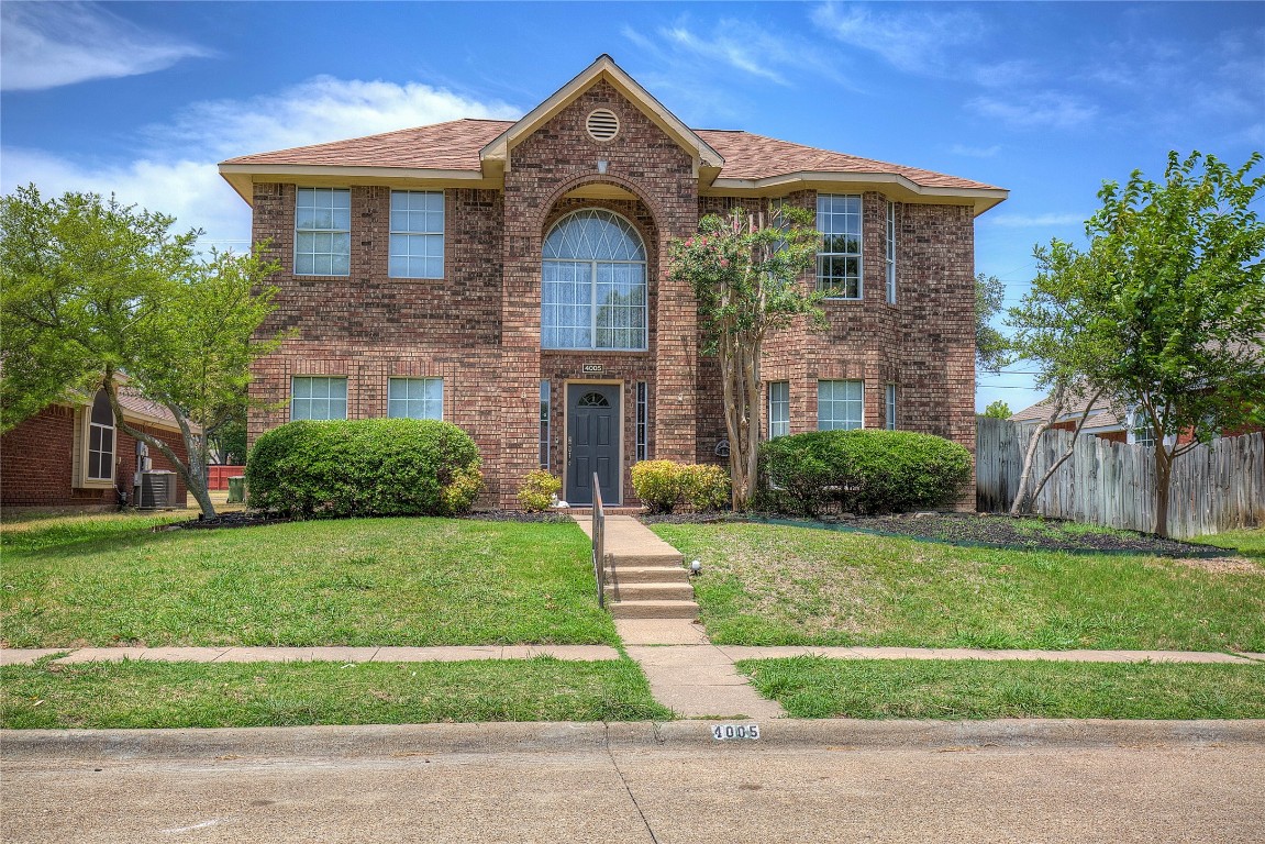 4005 Arrowcrest Lane Garland TX 75044