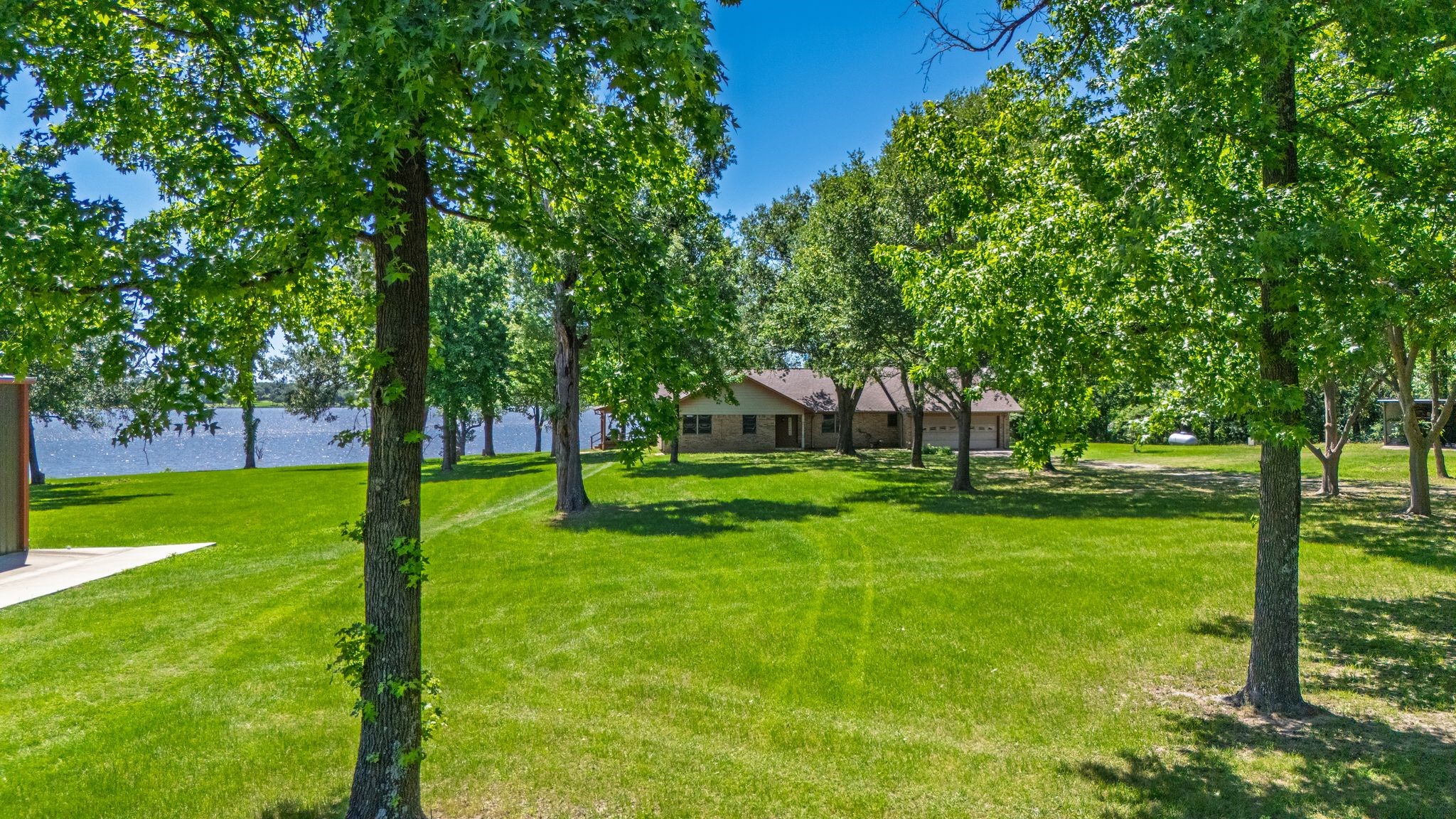 476 Private Road 7326 Emory TX 75440