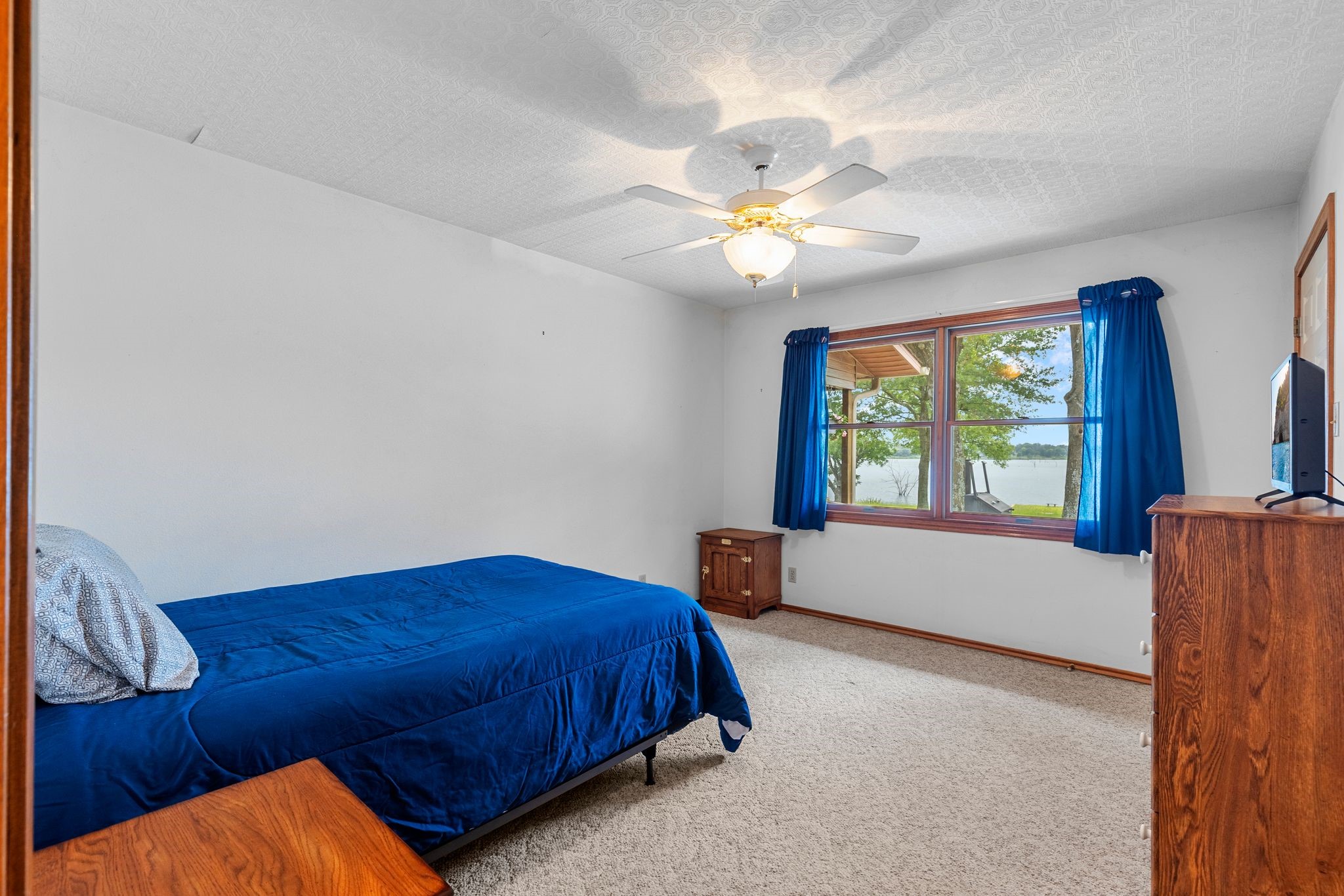 476 Private Road 7326 Emory TX 75440
