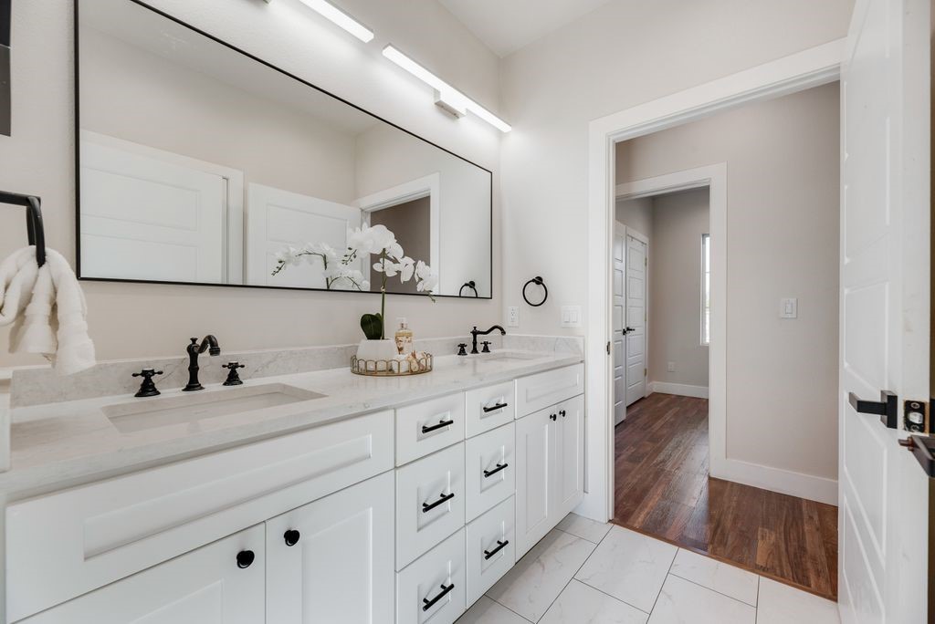 1802 Pueblo Street Dallas TX 75212