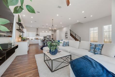 1802 Pueblo Street Dallas TX 75212