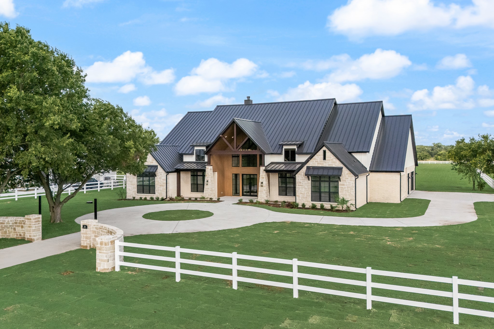 201 League Road Mclendon Chisholm TX 75032