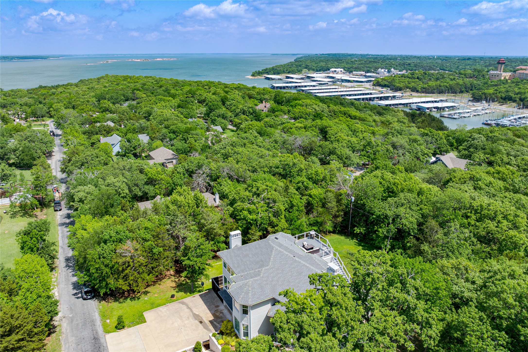606 Lakepoint Loop Pottsboro TX 75076