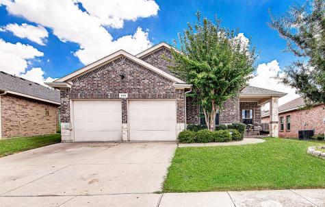 648 Alexander Street Grand Prairie TX 75051