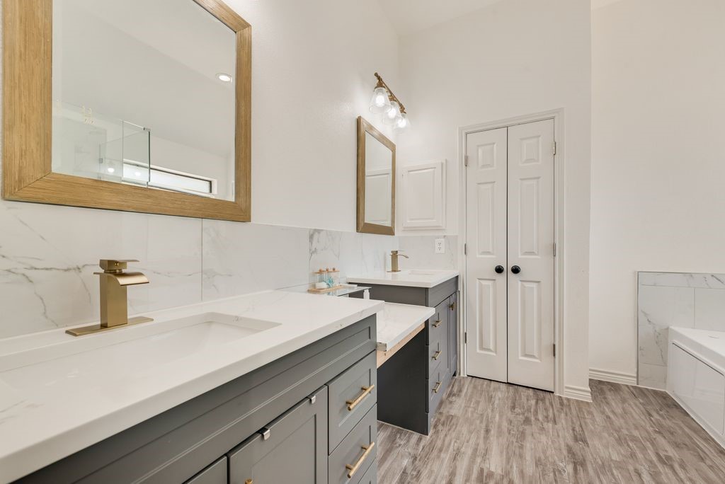 2422 Black Spruce Court Arlington TX 76001