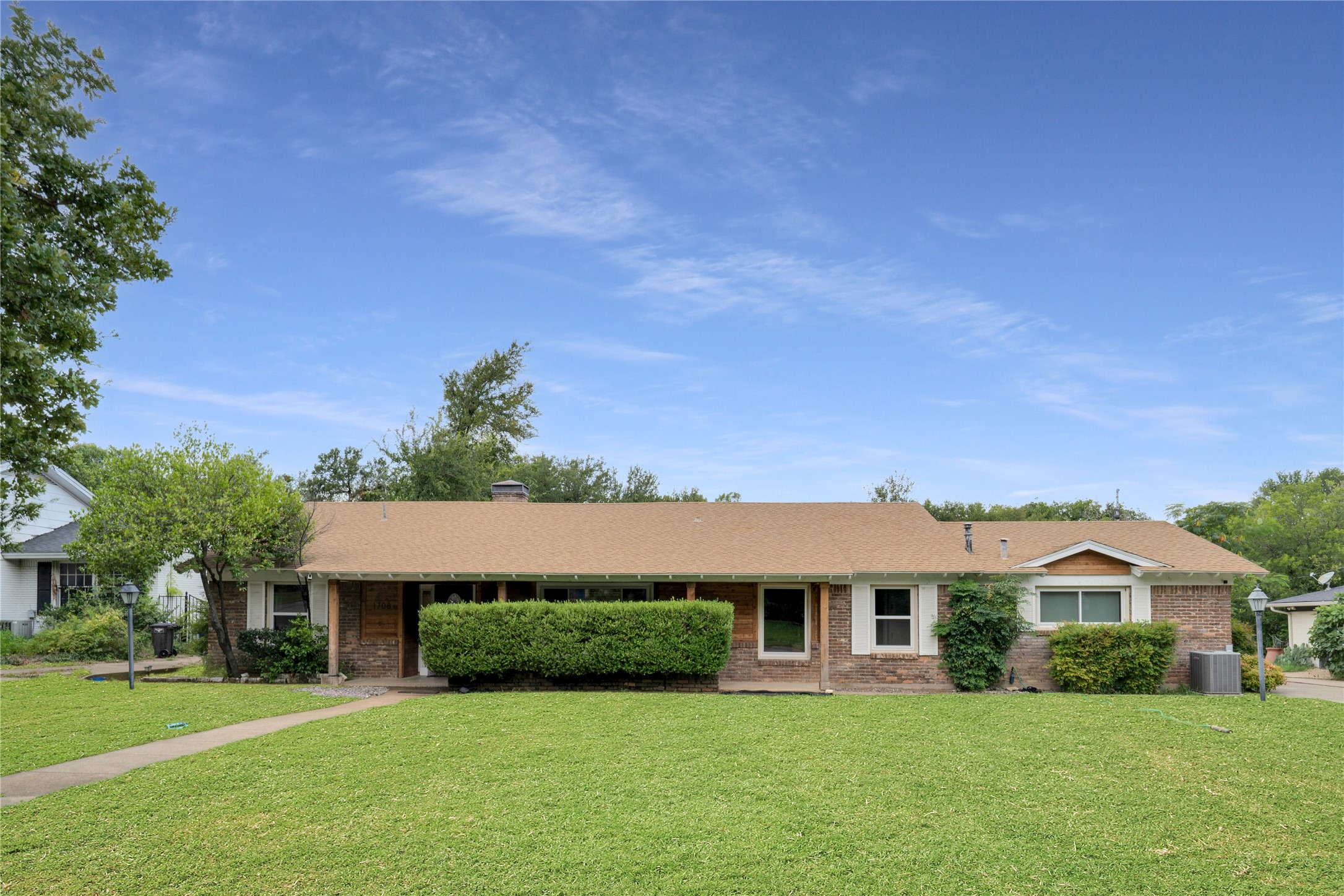 1708 Watson Street Fort Worth TX 76103