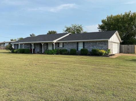 19 County Road 43040 Powderly TX 75473