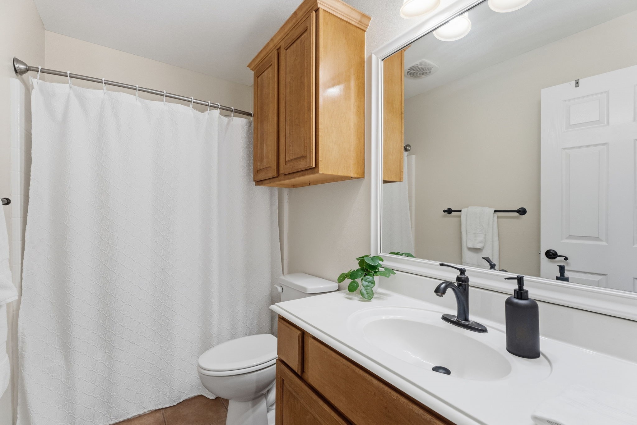 1907 Silver Cove Whitehouse TX 75791