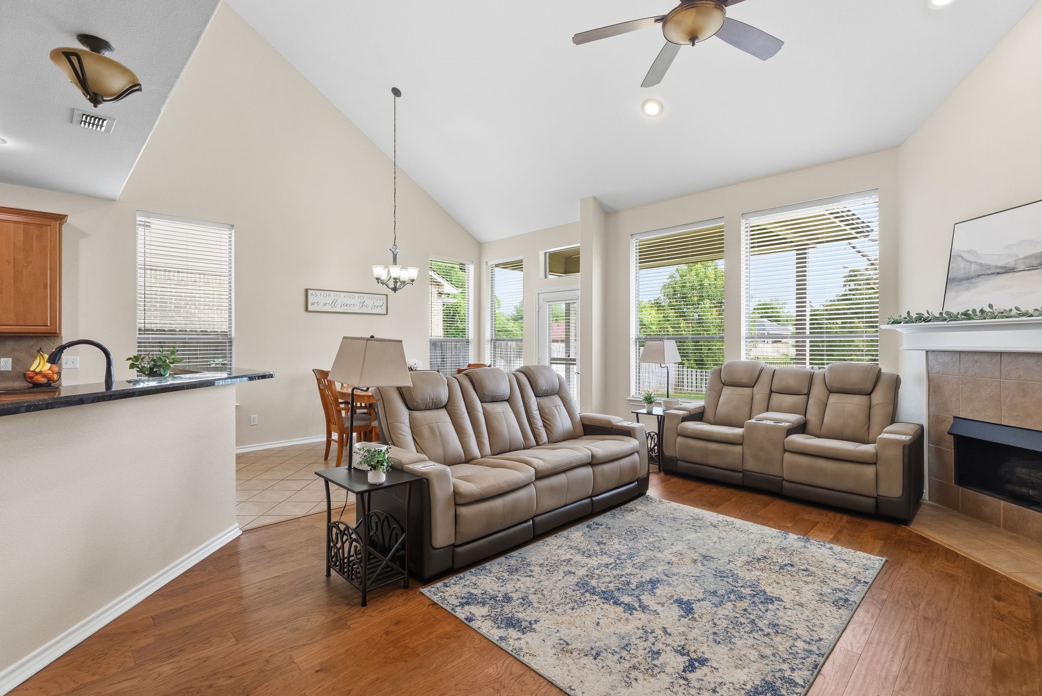 1907 Silver Cove Whitehouse TX 75791