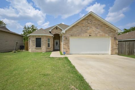 2916 Canberra Court Fort Worth TX 76105