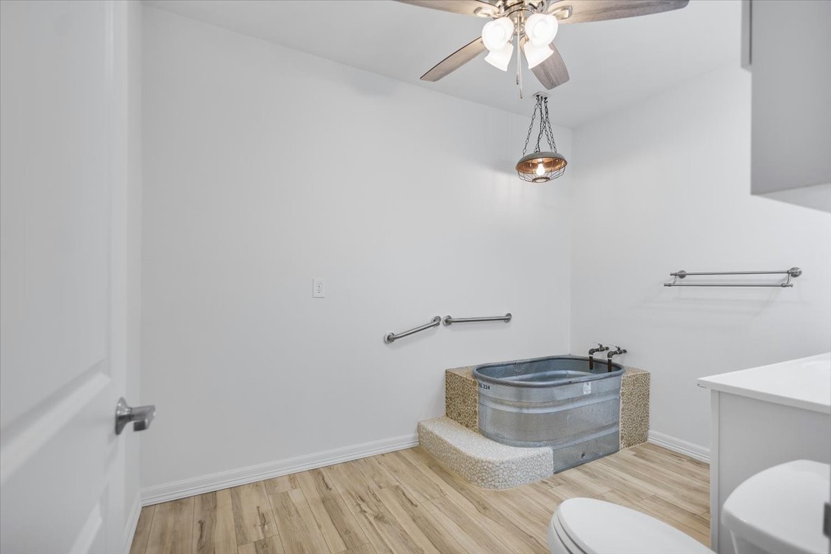 6990 Pin Oak Road Big Sandy TX 75755