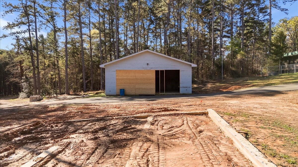 6990 Pin Oak Road Big Sandy TX 75755