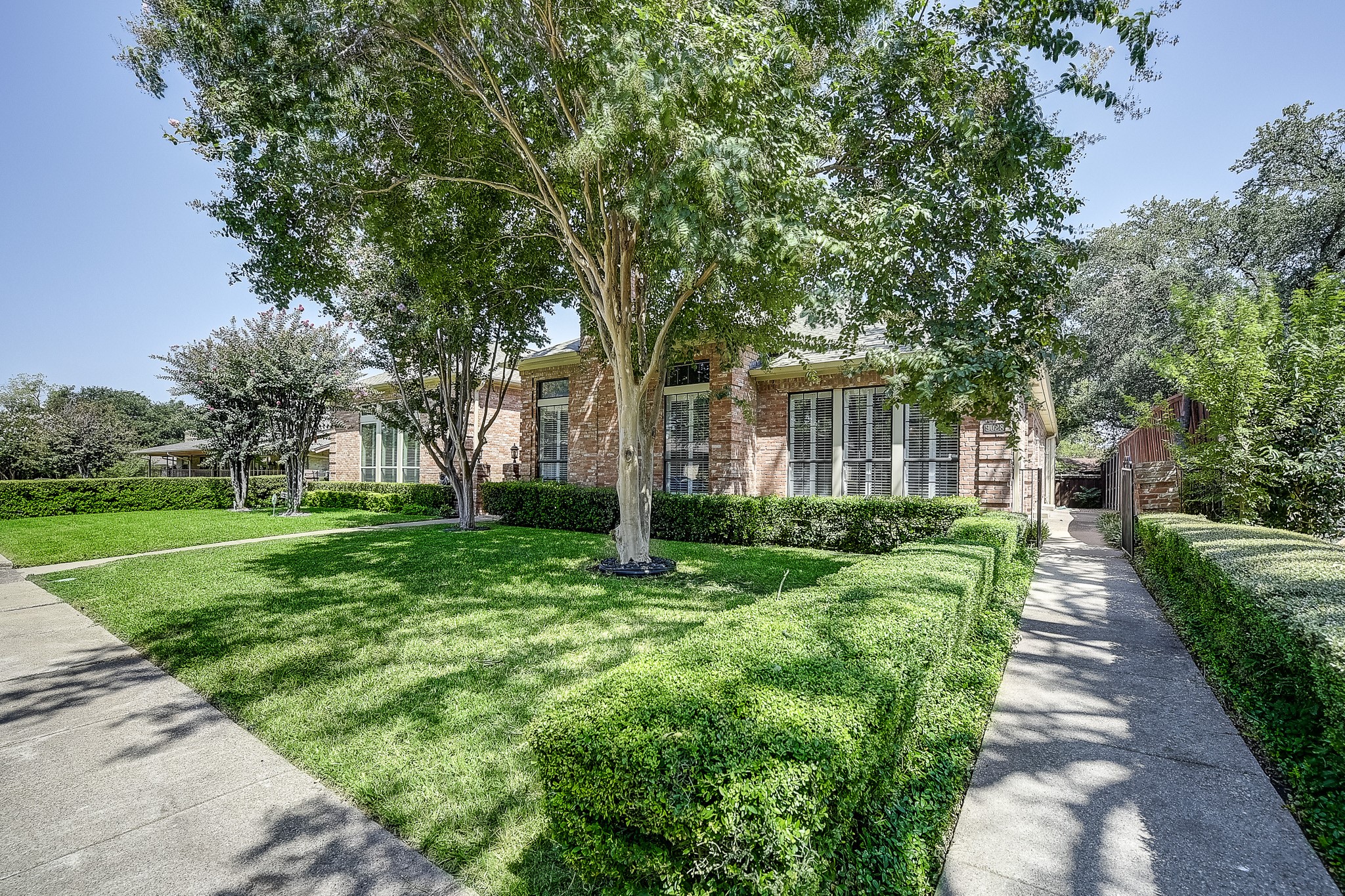 9028 Villa Park Circle Dallas TX 75225