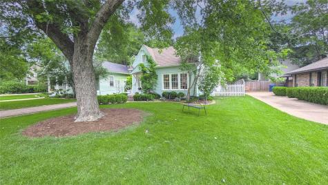 1106 Tucker Street Mckinney TX 75069