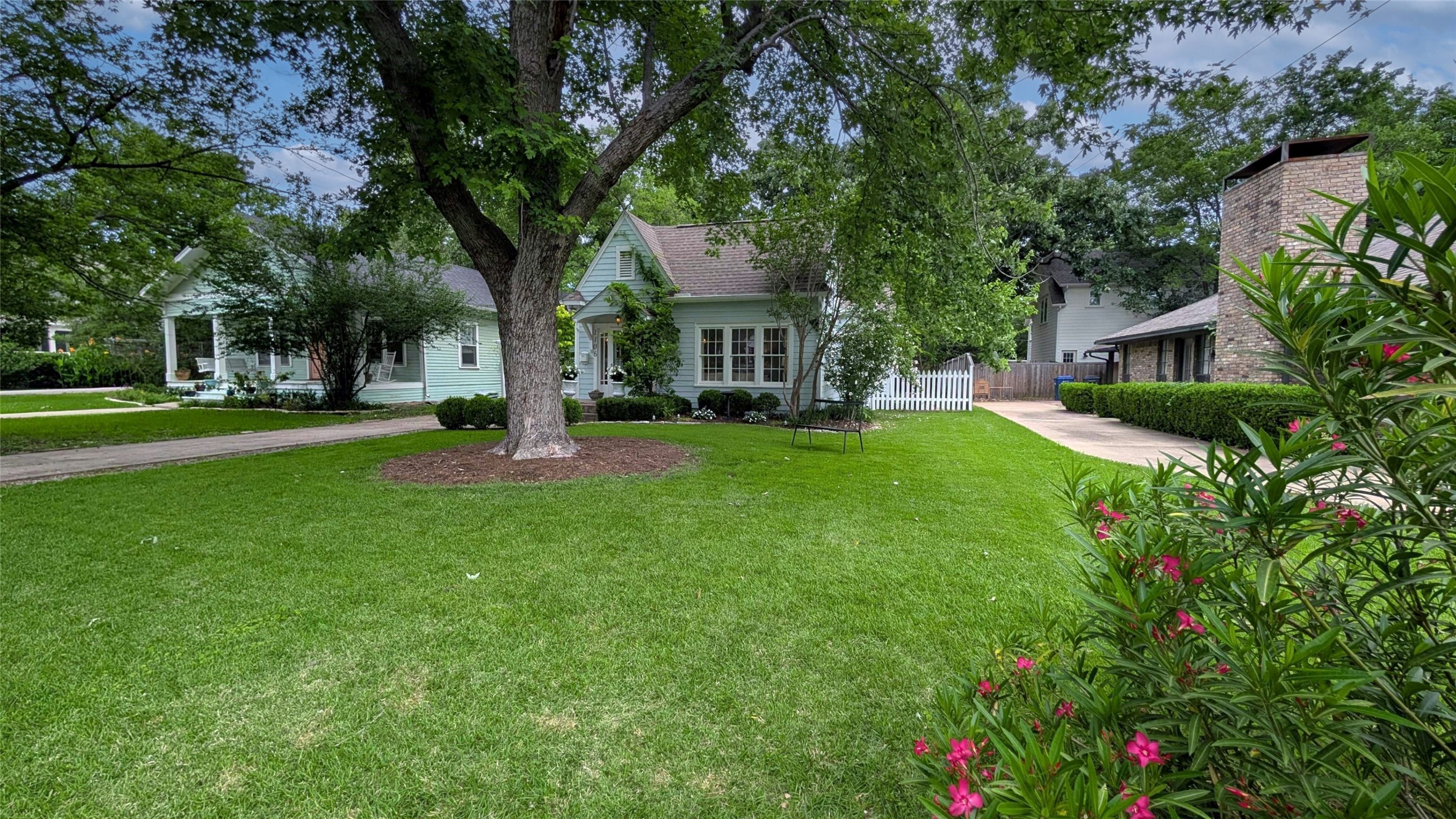 1106 Tucker Street Mckinney TX 75069
