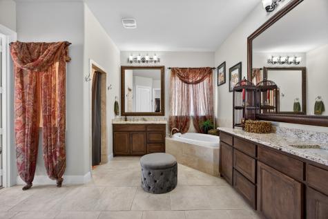 3737 Nassau Drive Irving TX 75063