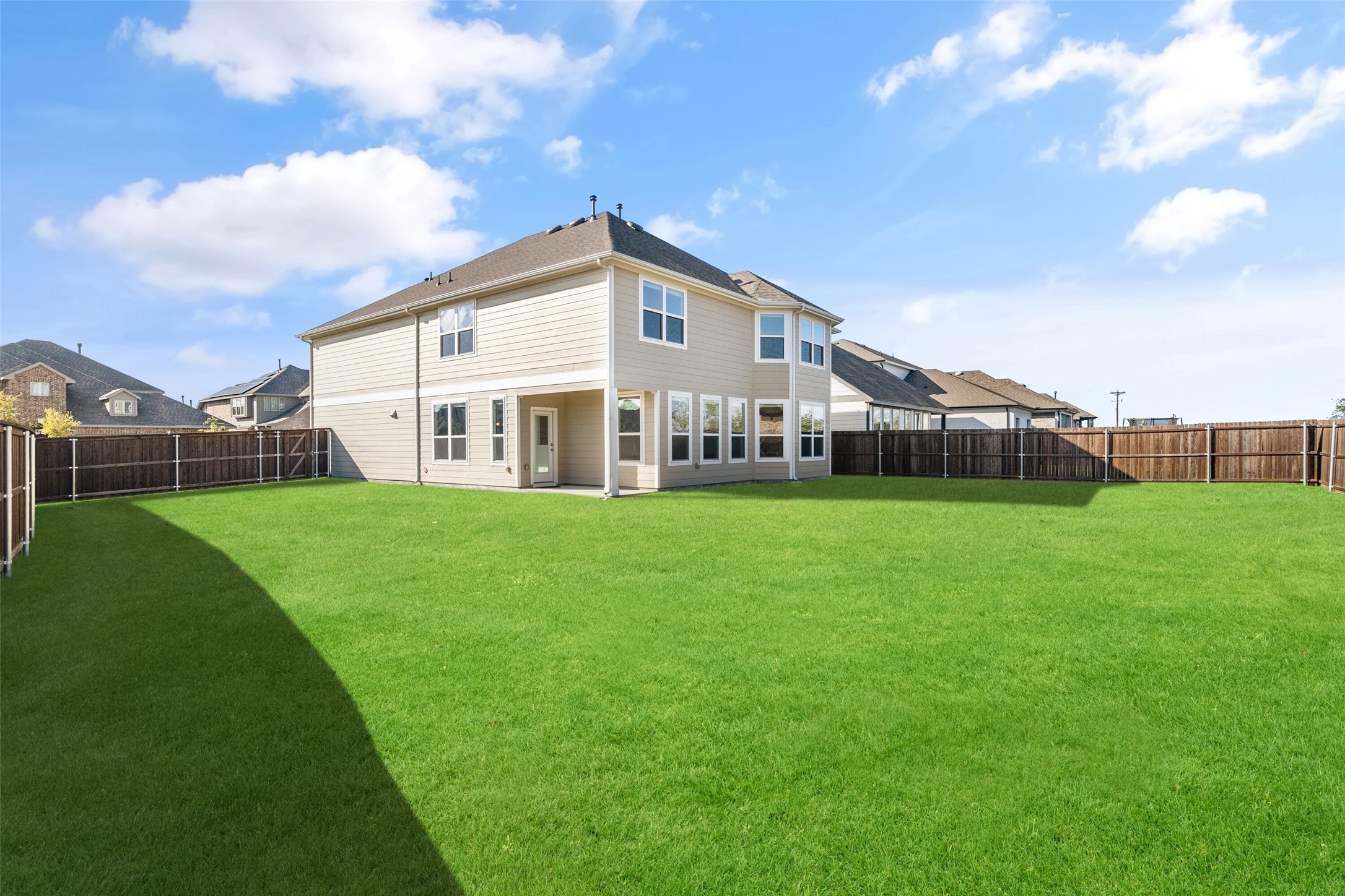 2427 Brookside Drive Royse City TX 75189