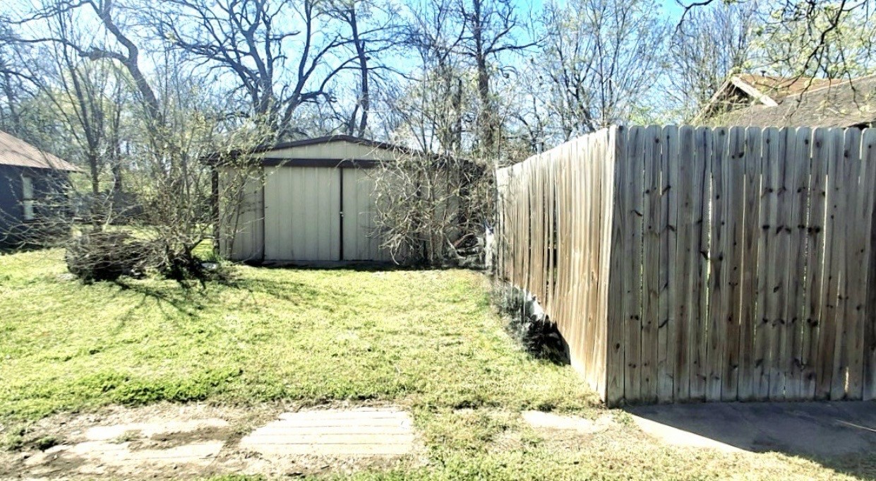 1201 W Market Street Honey Grove TX 75446