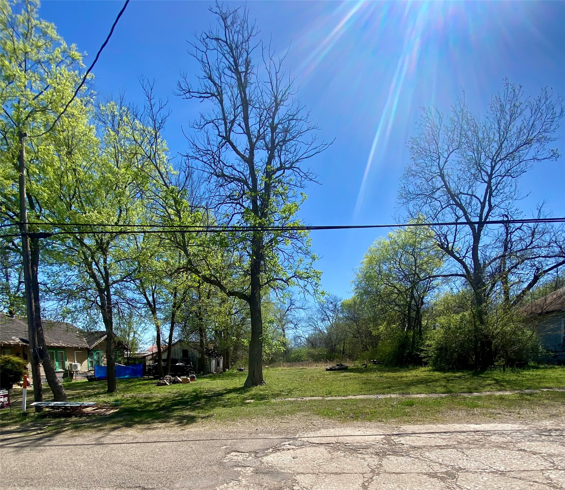 1201 W Market Street Honey Grove TX 75446