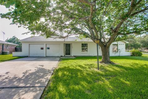 1109 John Reagan Street Benbrook TX 76126