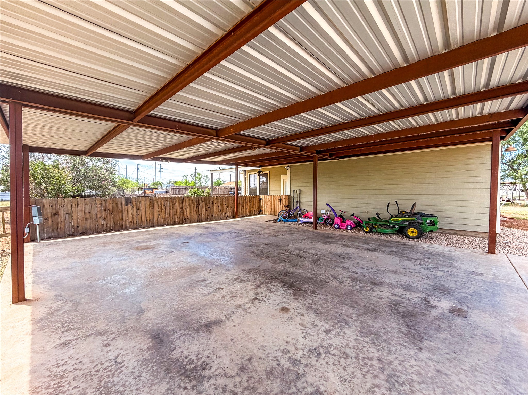 304 S Madison Avenue Aspermont TX 79502